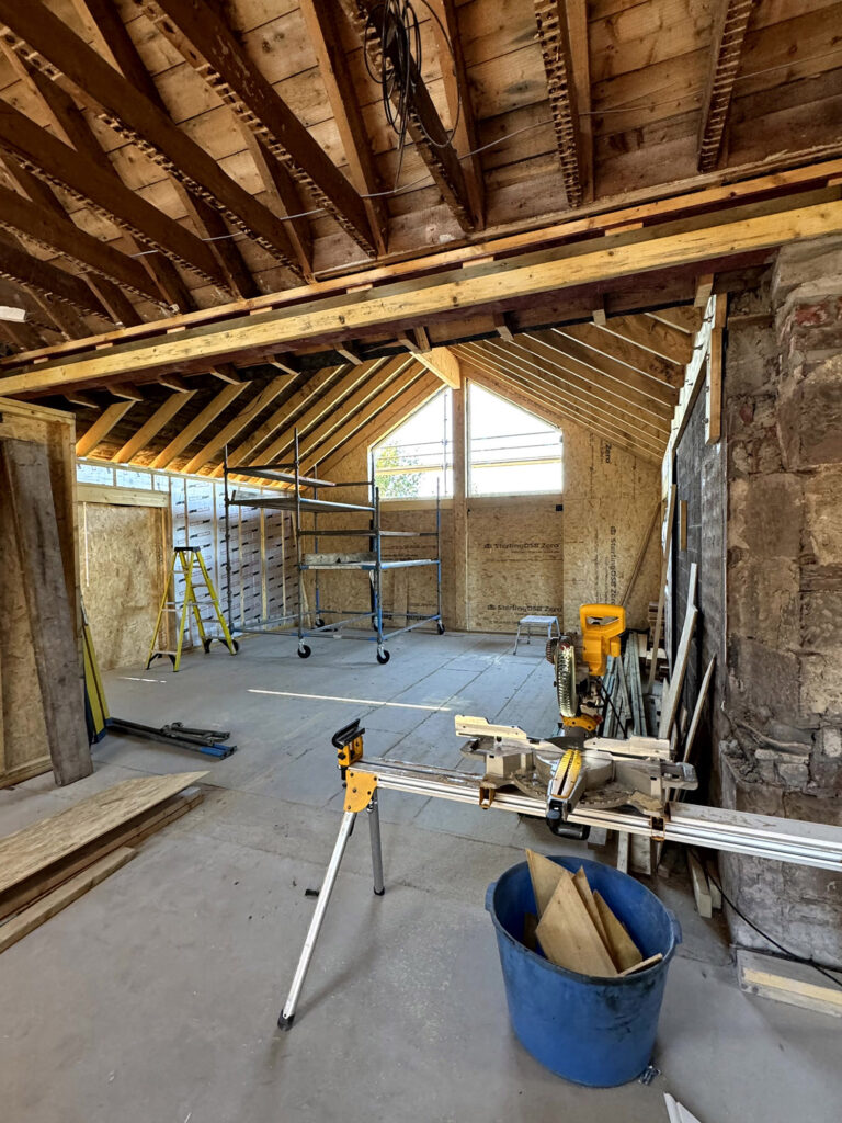 New Builds, Commercial projects, Internal and External Joinery